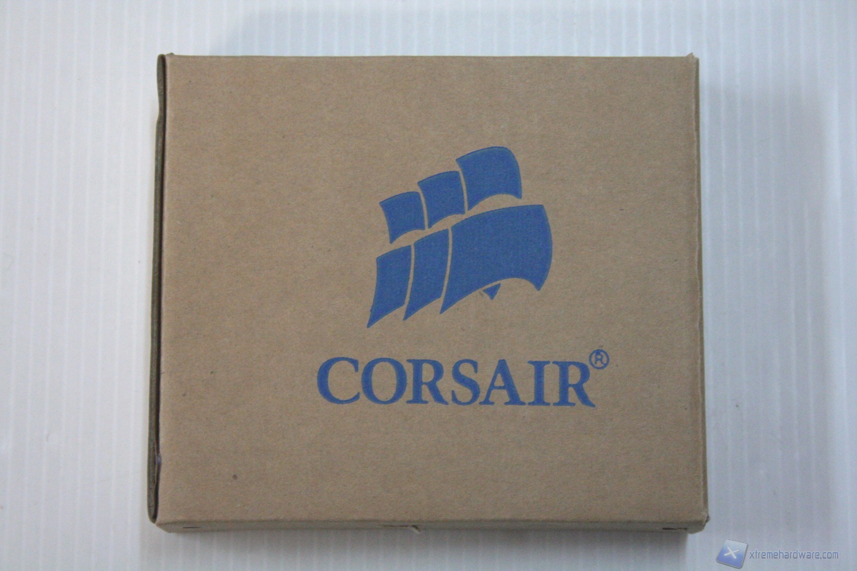 00049 CORSAIR 200R
