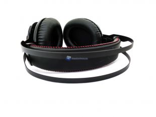 HyperX-Cloud-Revolver-17