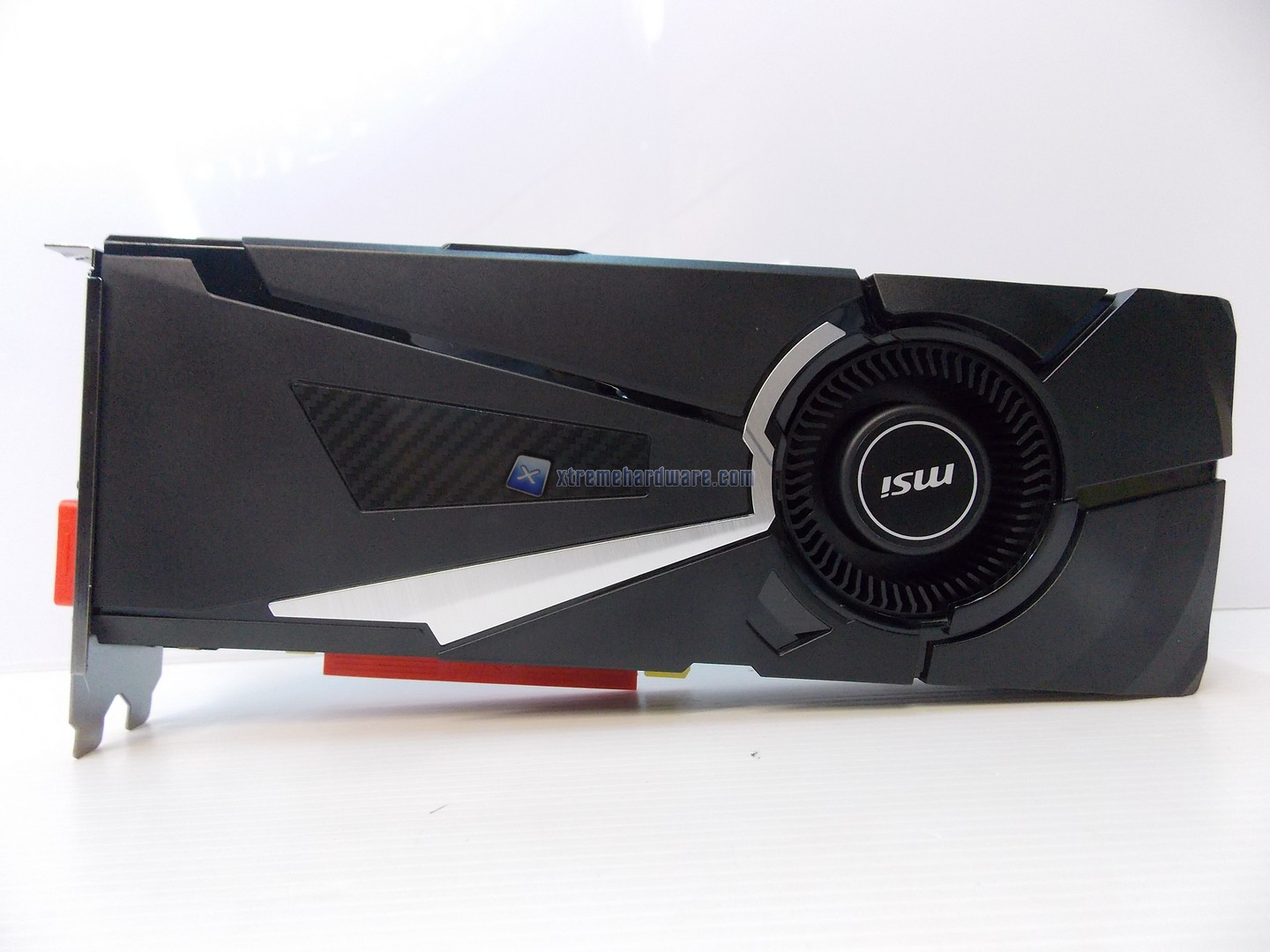 1070 MSI AERO 00007