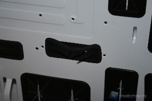 00056Aerocool XPREDATOR WHITE XTREMEHARDWARE.COM